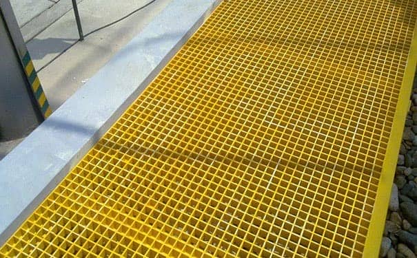 玻璃鋼格柵板冬季該如何安裝